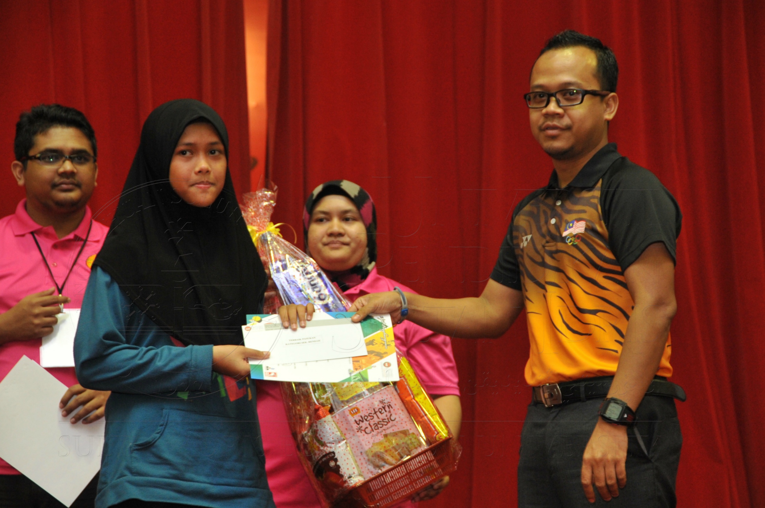 PRO15 158 CATUR HAS 9580